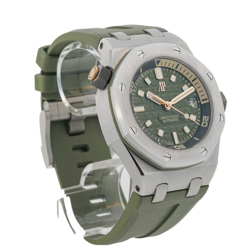 Audemars Piguet Royal Oak Offshore Green Diver 2023 15720ST