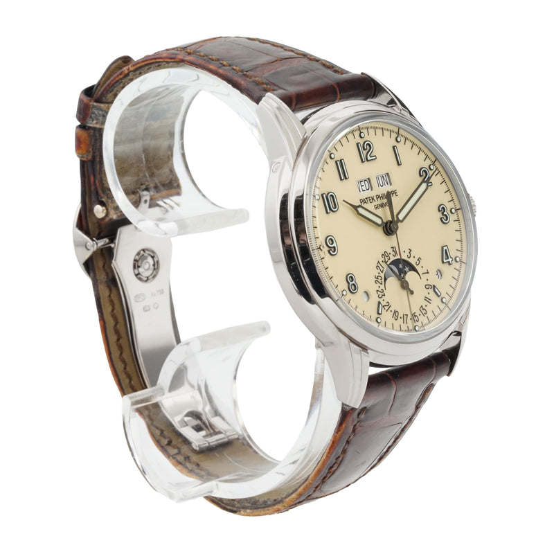 Patek Philippe Perpetual Calendar 5320G 40mm