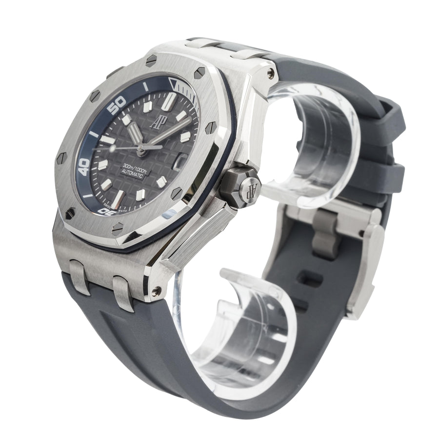 Audemars Piguet Royal Oak Offshore Diver 15720ST
