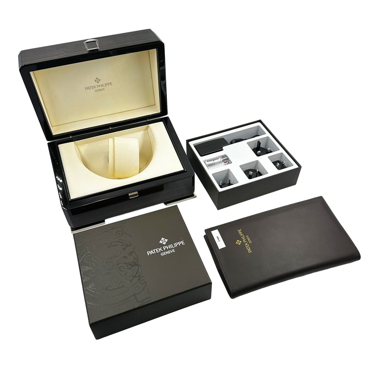 Patek Philippe Perpetual Calendar Retrograde Platinum 39mm 5496P-001