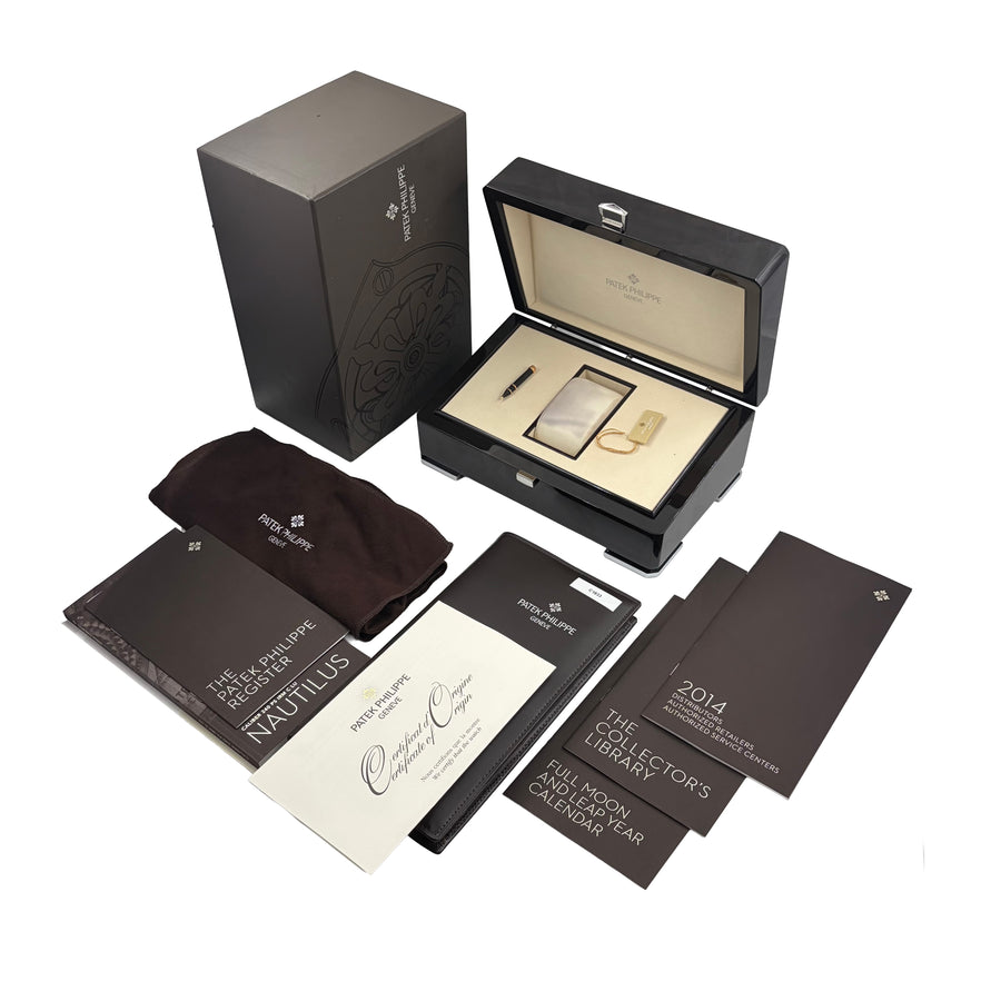 Patek Philippe Nautilus 5712GR Brown Nautilus 40mm