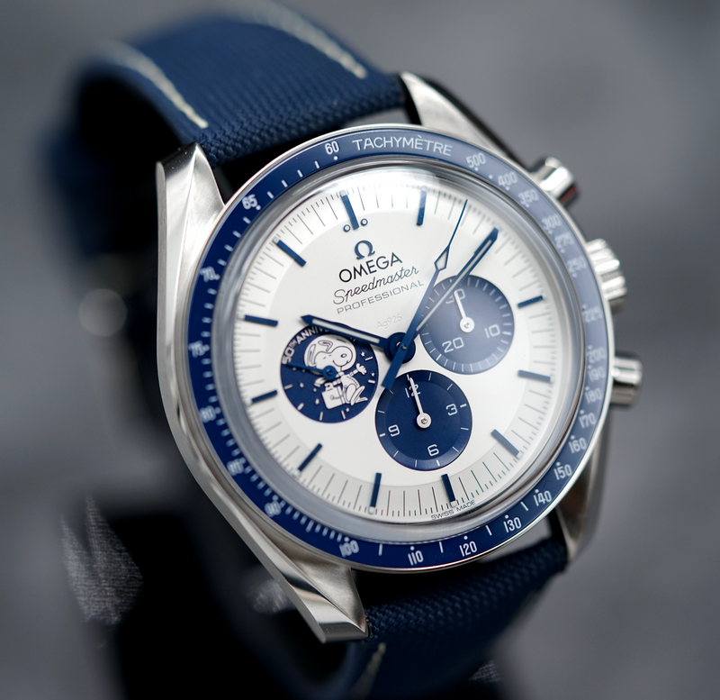 Omega Speedmaster Silver Snoopy Award 50th Anniversary Moon Watch 310.32.42.50.02.001